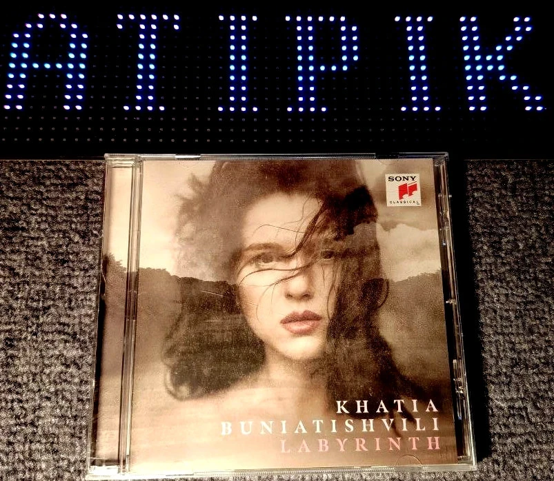 L'Indispensable Album Labyrinth Par Khatia Buniatishvili Pour Votre Collection 🎹